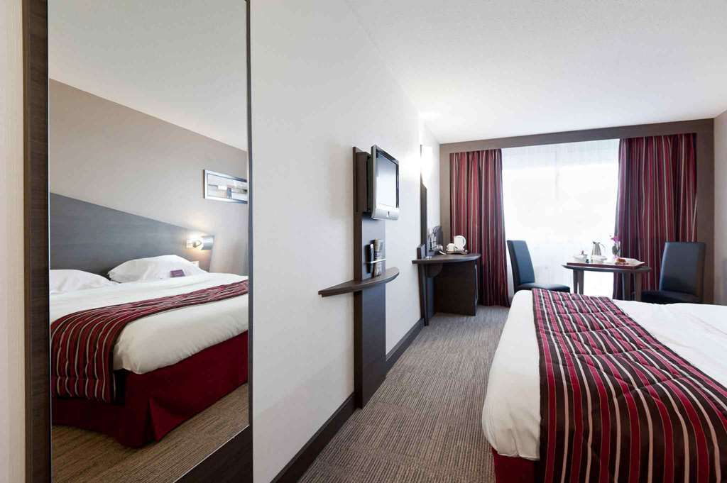 Mercure Vannes Le Port Bagian luar foto